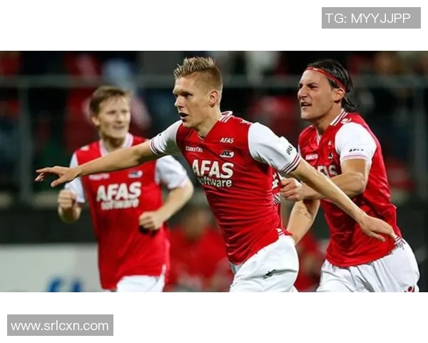 登博思与青年队激战正酣谁能在这场对决中脱颖而出争夺胜利