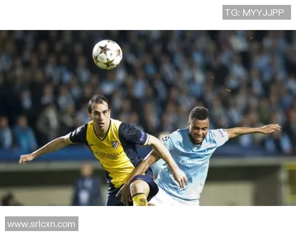 达尼洛:从青涩小将到足球场上的战术大师之路 达尼洛:从青涩小将到足球场上的战术大师之路