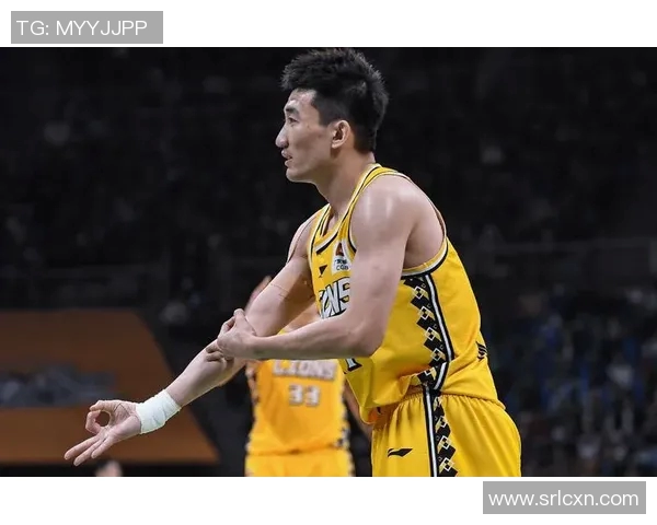 孙铭徽在对阵广东的精彩表现集锦回顾与分析