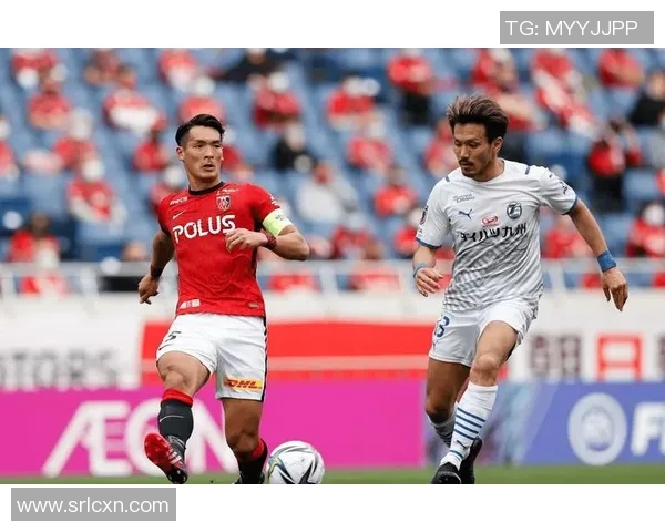 福冈黄队与枥木SC的激烈对决展现足球魅力与团队精神