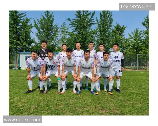 加维引领新风潮如何在足球场上展现个人魅力与团队精神 加维引领新风潮如何在足球场上展现个人魅力与团队精神