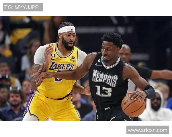 利物浦与红星激战正酣赛果揭晓引发球迷热议 利物浦与红星激战正酣赛果揭晓引发球迷热议