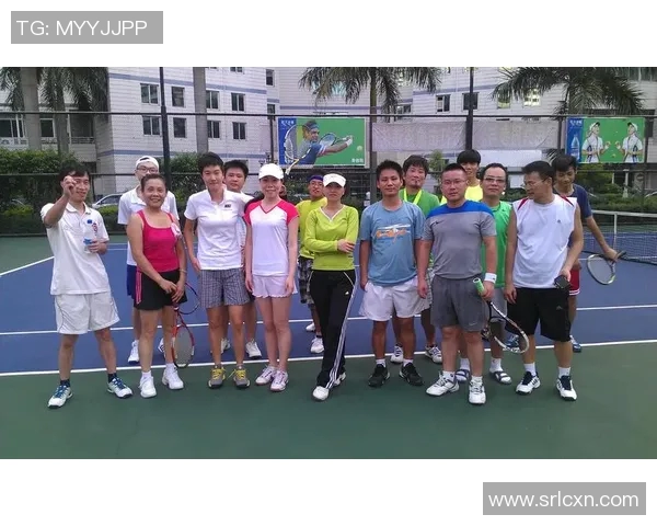 深圳网球队团队协作引发热议球员间配合与沟通的争议探讨